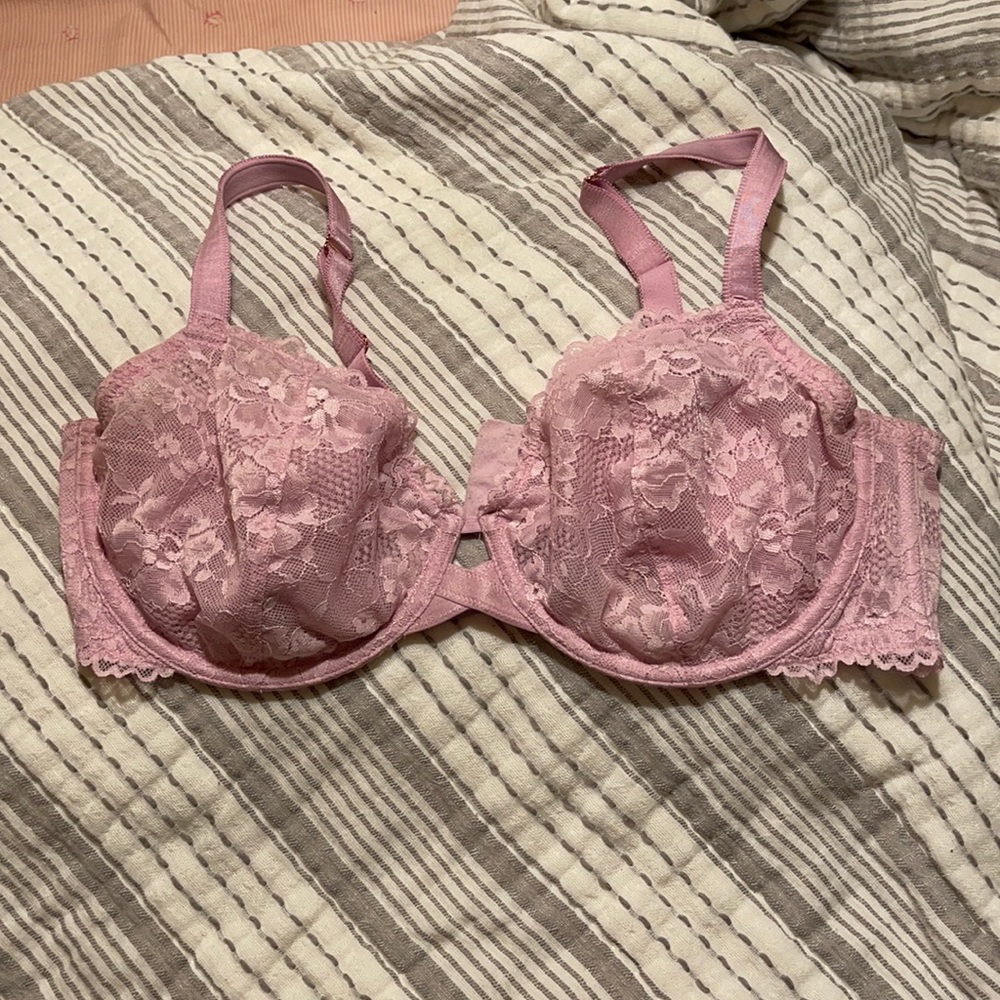 Savage X Fenty Unlined Lace Bra in Pink 36DD